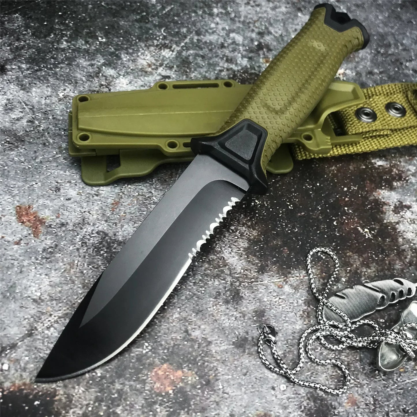 Non-folding knife with sheath