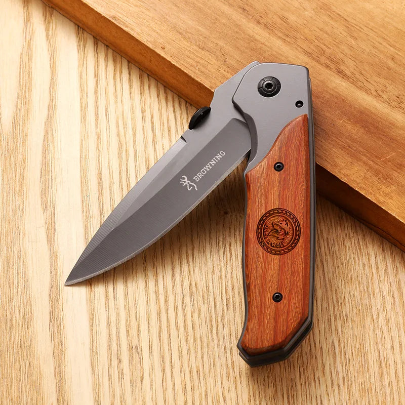 Browning Pocketknife with Wolf Emblem