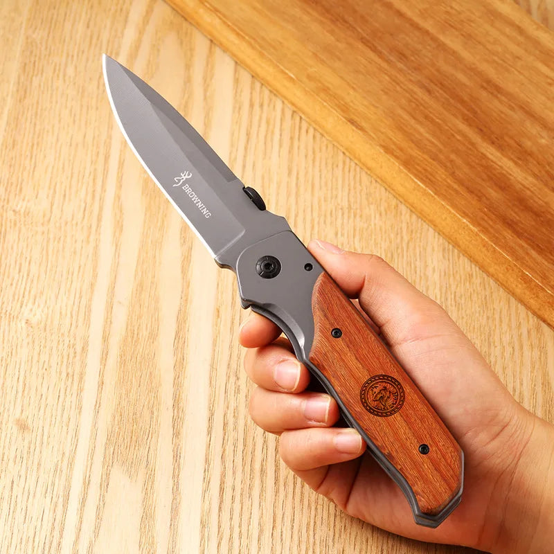 Browning Pocketknife with Wolf Emblem